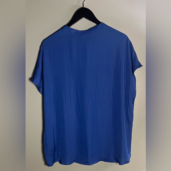 Rachel Roy Colbalt Blue V-Neck Lightweight and Flowy Blouse Size XL - Picture 4 of 8